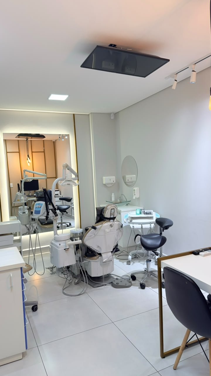 Consultório amplo da Diniz Odontologia em Alto Paraná